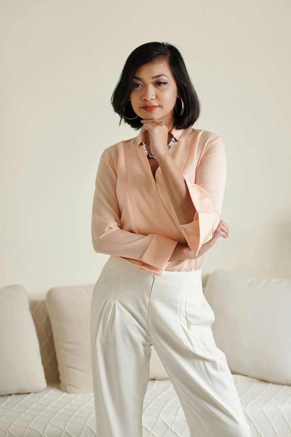 Colliers en bois : élégance naturelle pour chaque occasion